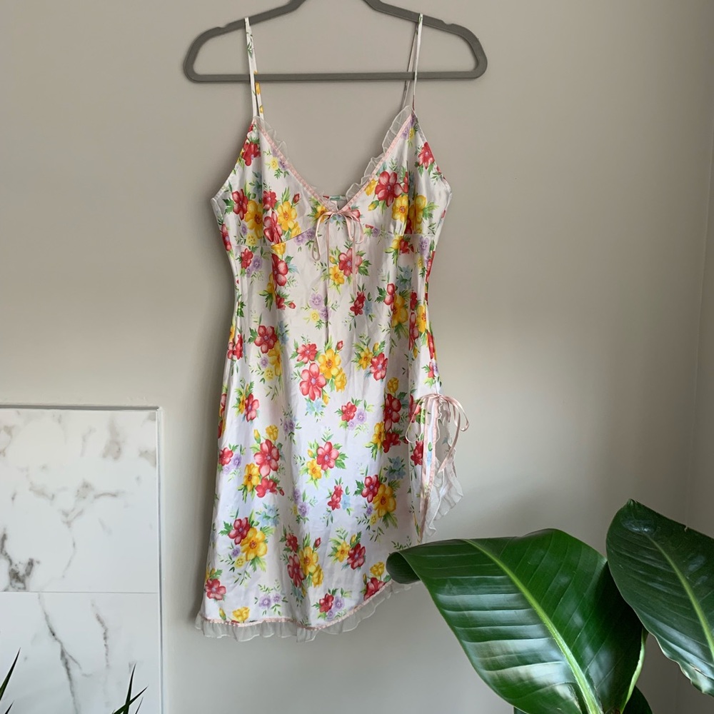 Victoria’s Secret night gown